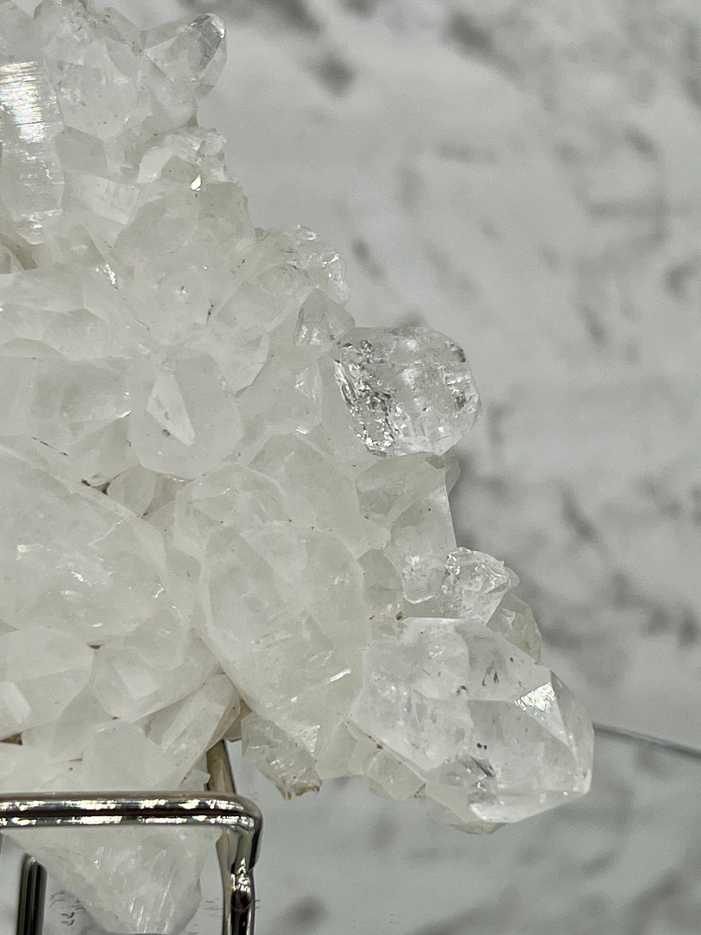Clear Quartz Specimen π Rainbow Inclusions