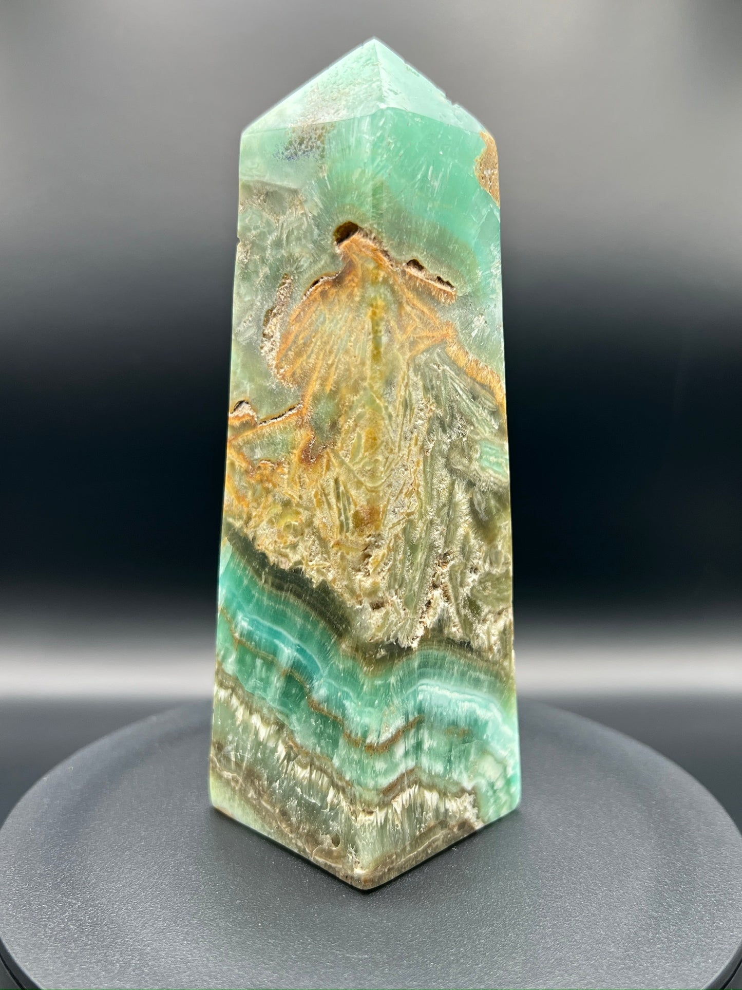 High Grade Smithsonite Tower