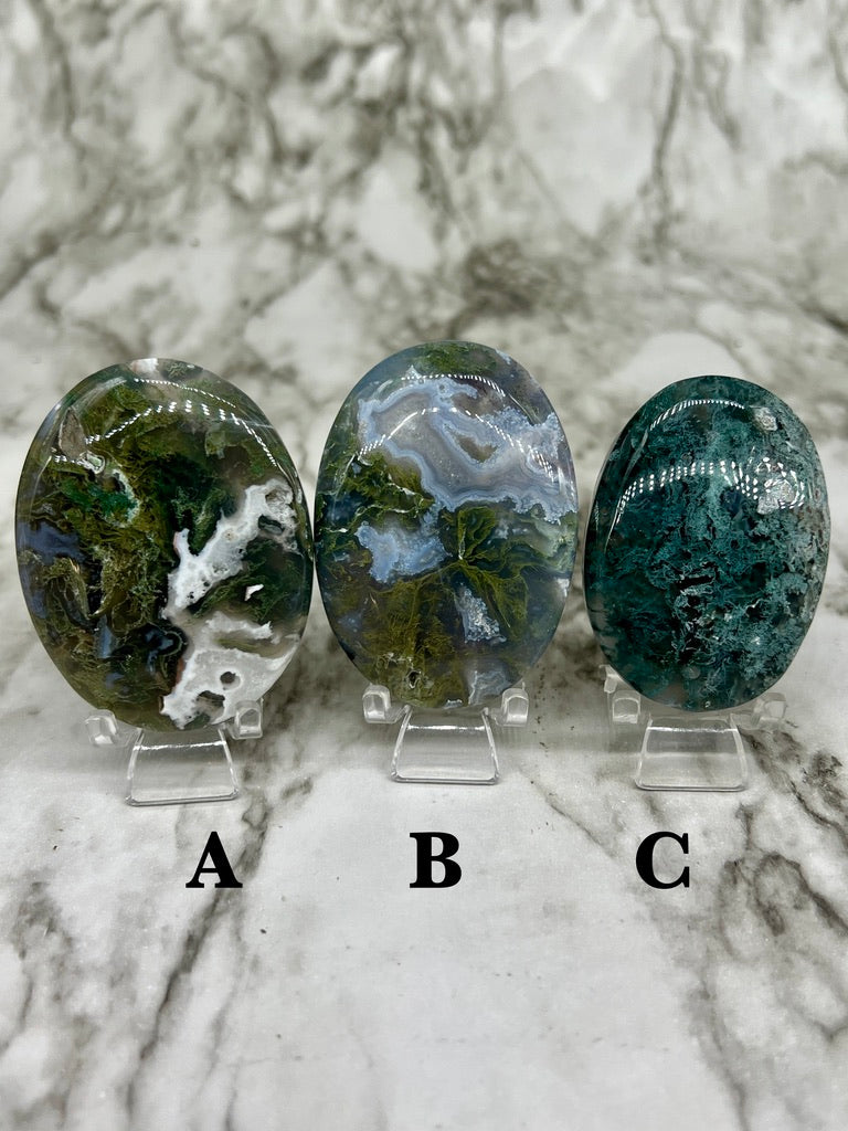 Moss Agate Palm Stone