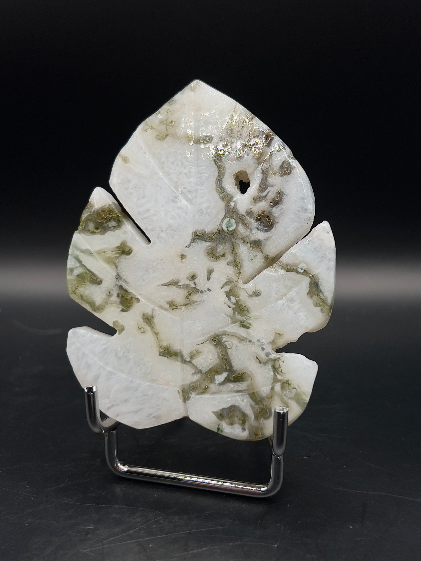 Moss Agate Monstera Leaf Carving
