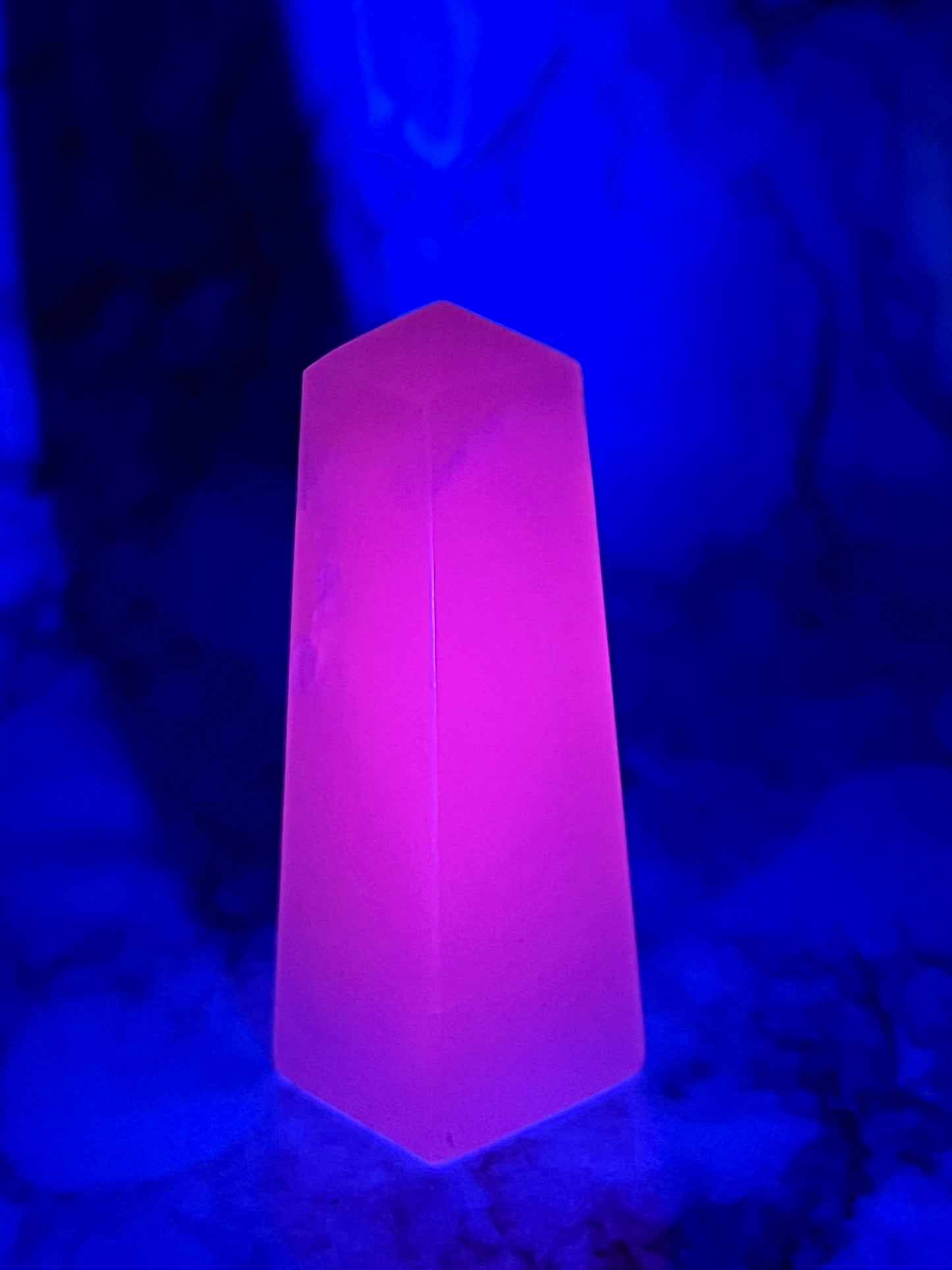 UV-Reactive Pink Mangano Tower