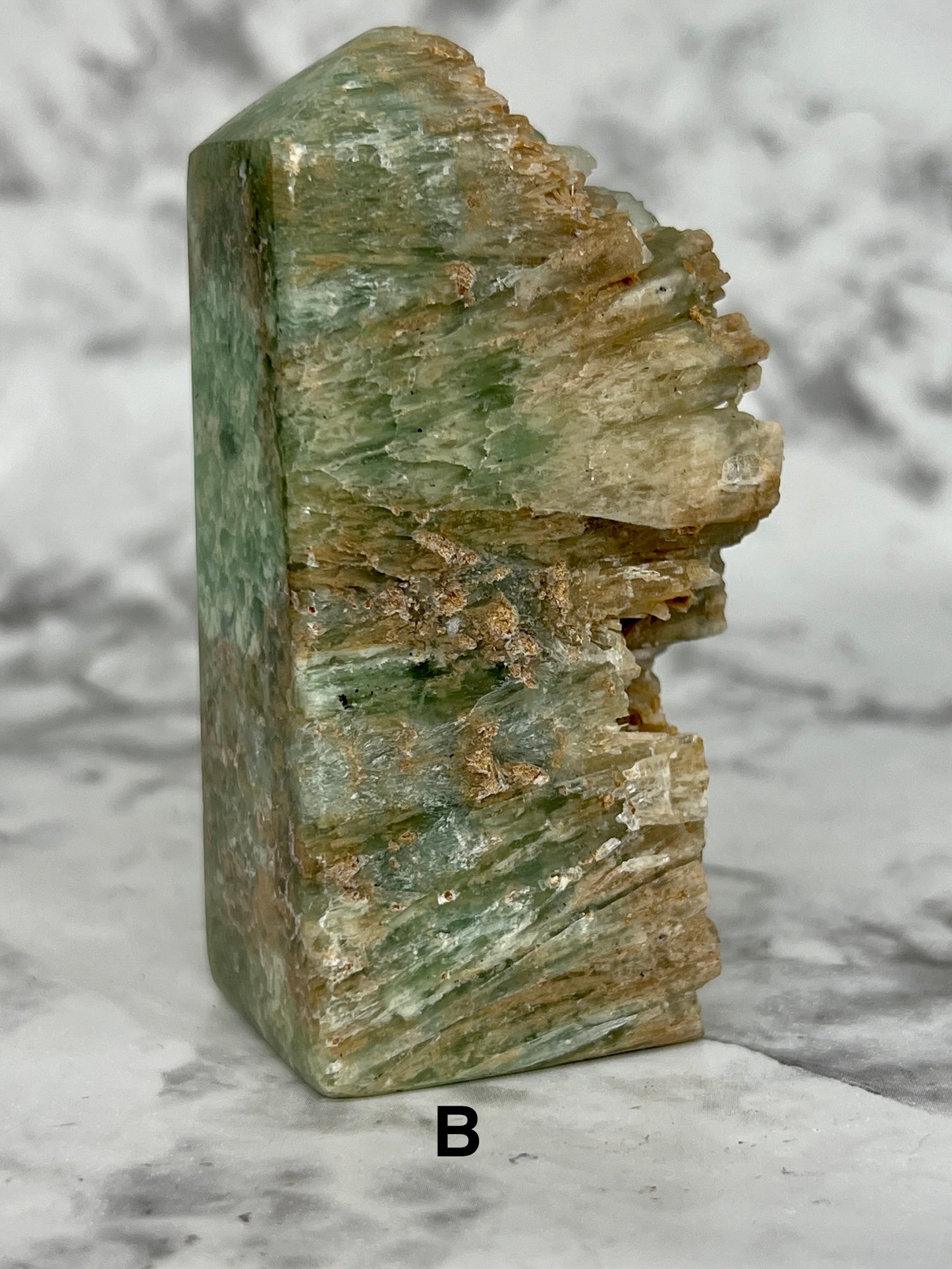 Smithsonite Specimen Tower