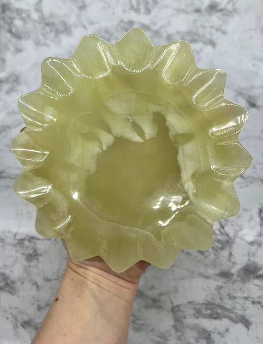 Large Onyx Sunflower Bowl / Carving