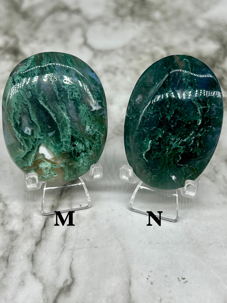 Moss Agate Palm Stone