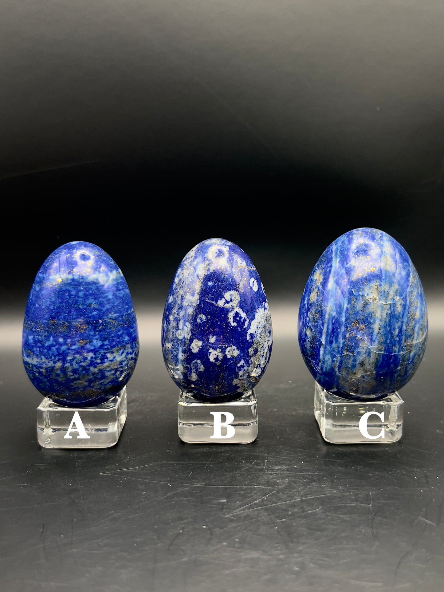 High Quality UV-Reactive Lapis Egg Carving