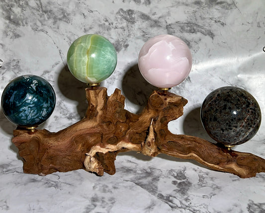 Driftwood 4-Sphere Stand