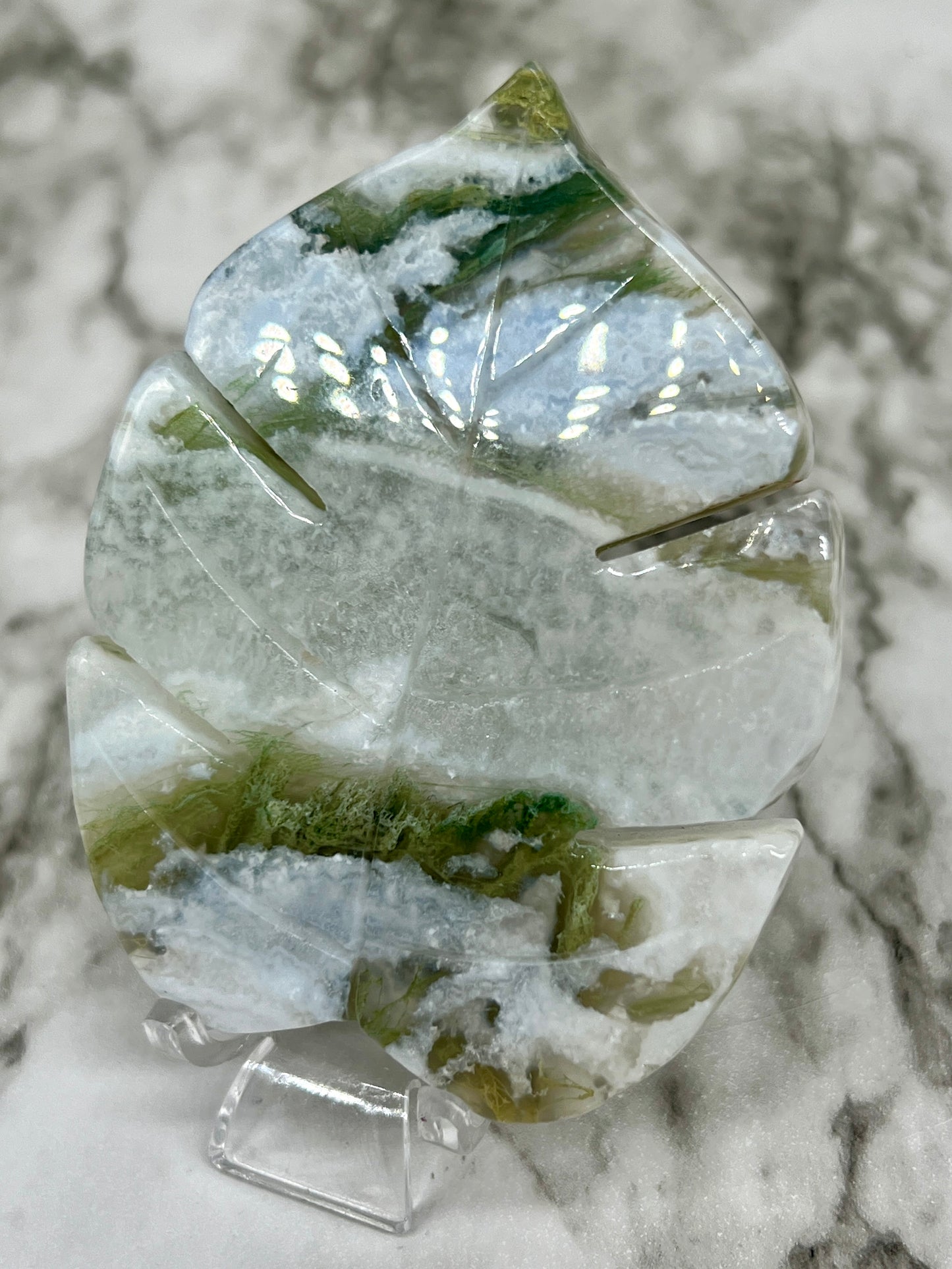 Moss Agate Monstera Leaf Carving