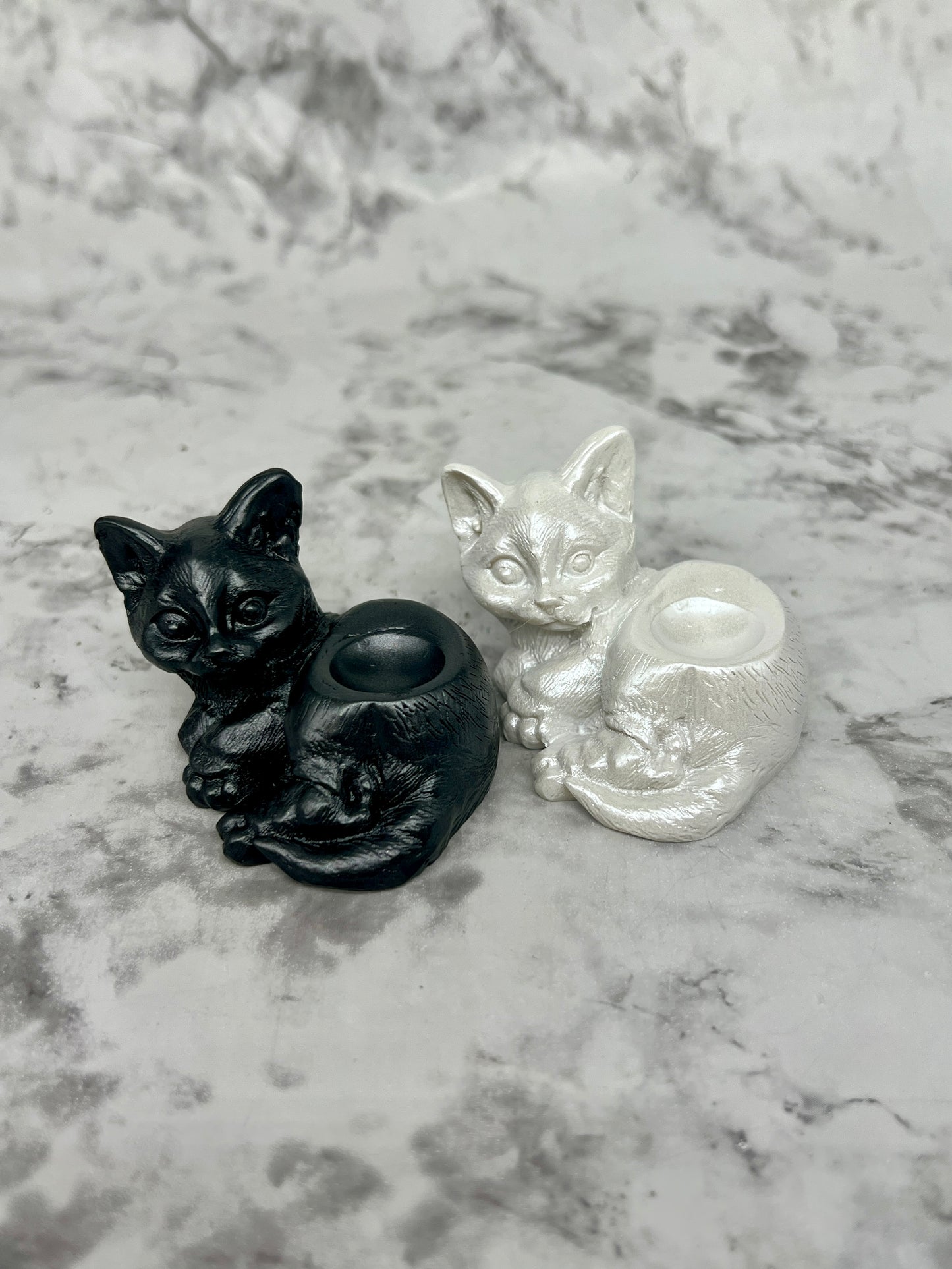 Kitten Sphere Holder