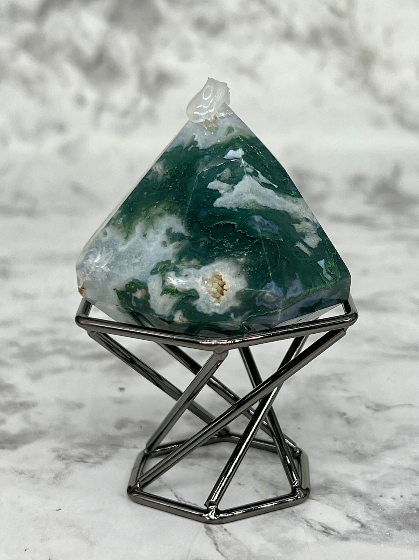 Moss Agate Diamond Carving