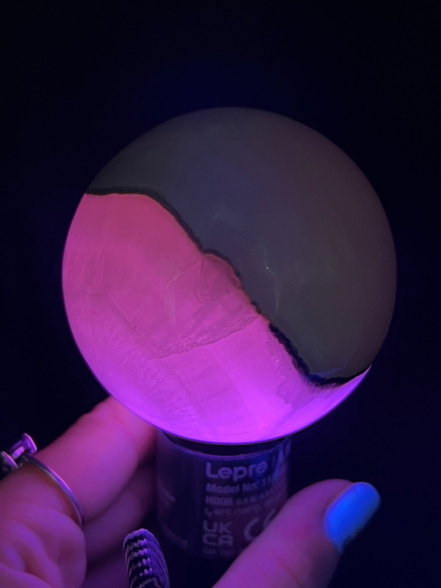 UV-Reactive Smokey-Pink Mangano Sphere