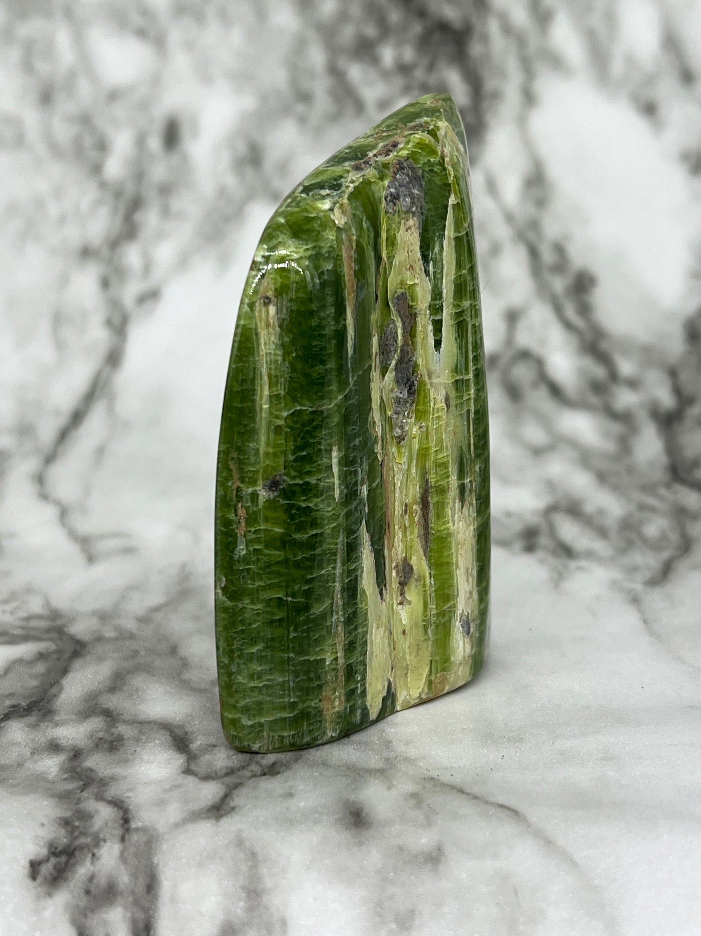 Tremolite Freeform